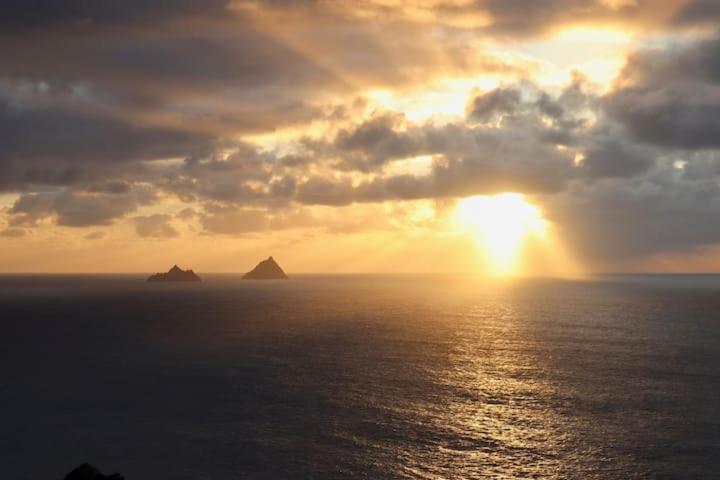 Skellig View Sunset Cliffs View Apartment Portmagee Kültér fotó