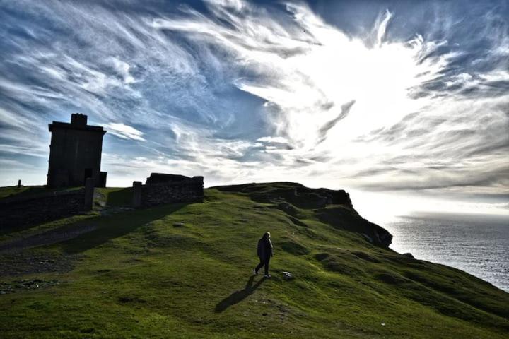 Skellig View Sunset Cliffs View Apartment Portmagee Kültér fotó